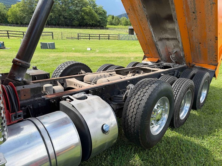 2019-kenworth-t880-image-14