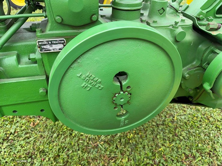 john-deere-model-b-image-41
