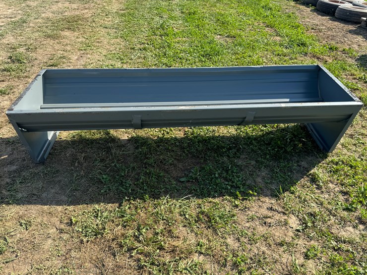 #4093-•-28"-x-90"-feed-bunk-image-2