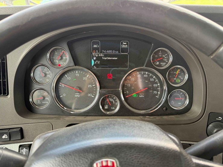 2019-kenworth-t880-image-27