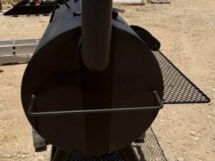 l3--oklahoma-joe's-bbq-pit-image-3