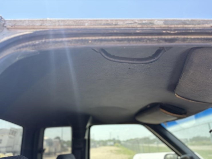 1997-chevrolet-s10-image-8