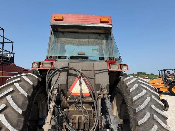 case-ih-7110-image-21