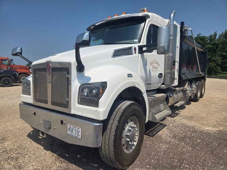 2019-kenworth-t880-image-1