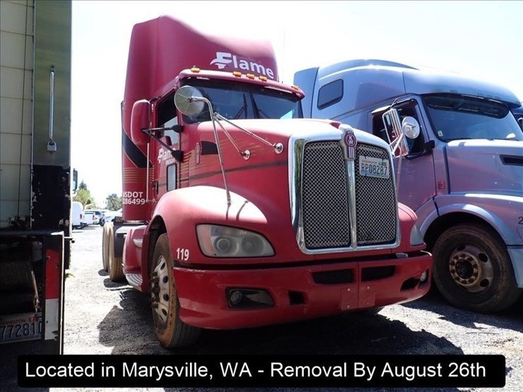 2010-kenworth-t660-image-17