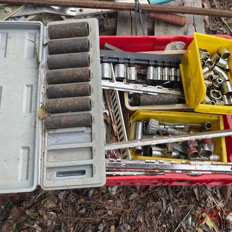 CRATE OF MISC. HAND TOOLS