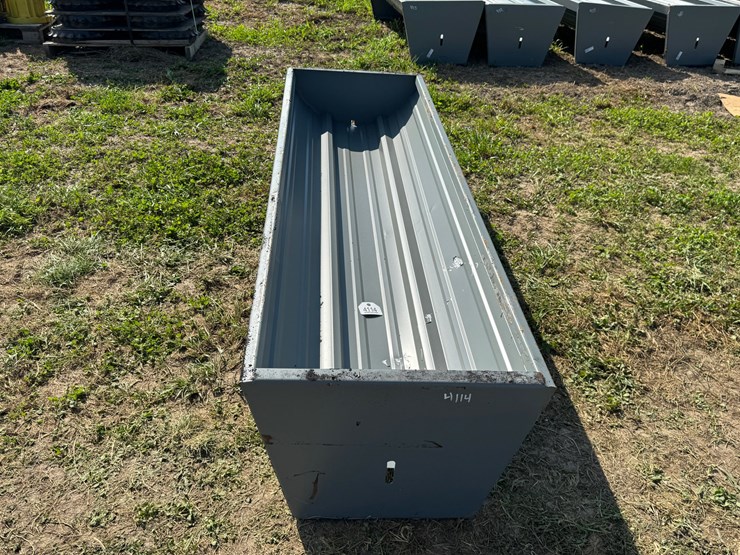 #4096-•-28"-x-90"-feed-bunk-image-5