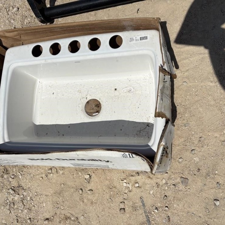 L3 - Kohler Farmhouse Sink