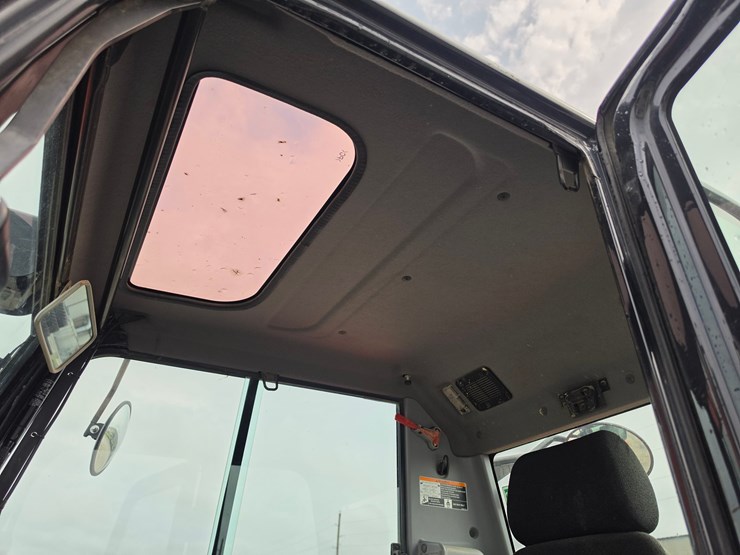 2022-kubota-kx080-4-image-8