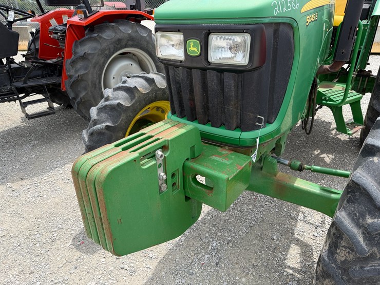 john-deere-5045e-image-4