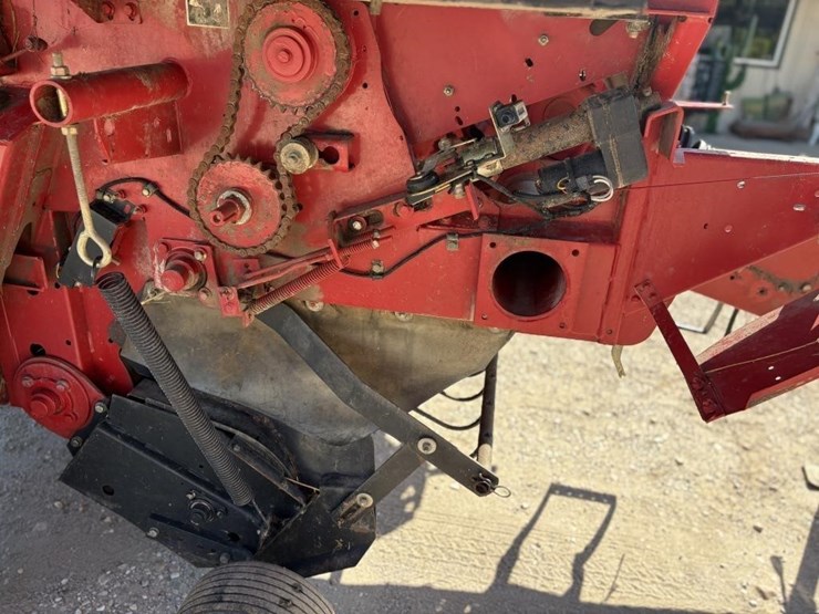 2007-case-ih-rbx563-image-15