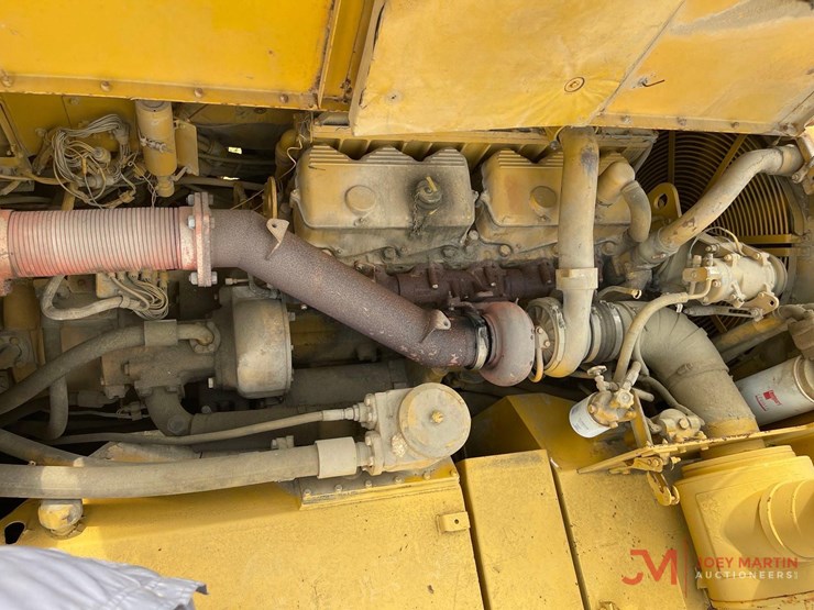 caterpillar-d400d-image-18