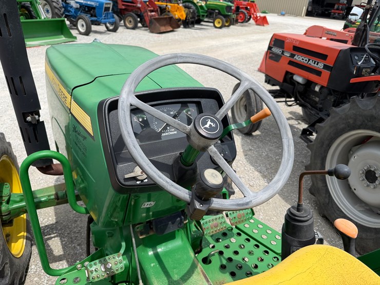 john-deere-5045e-image-8