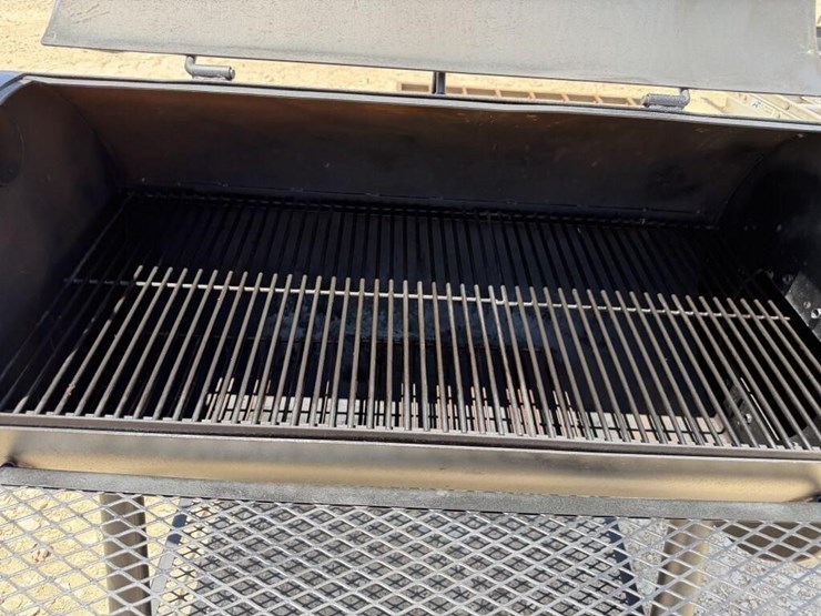 l3--oklahoma-joe's-bbq-pit-image-6