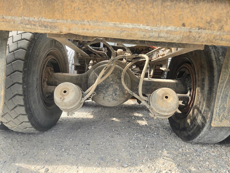 2011-kenworth-t660-image-100