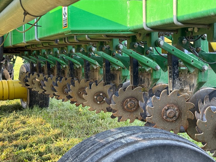 2015-john-deere-db60-image-20