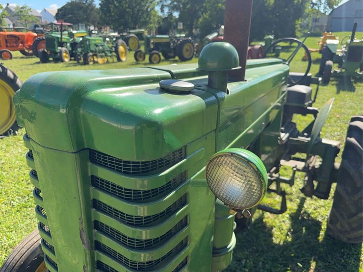 john-deere-m-image-10