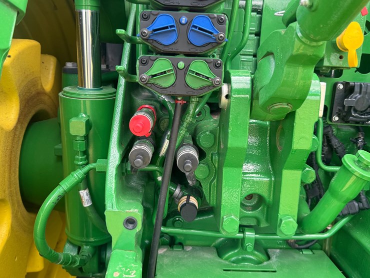 john-deere-8r-370-image-43