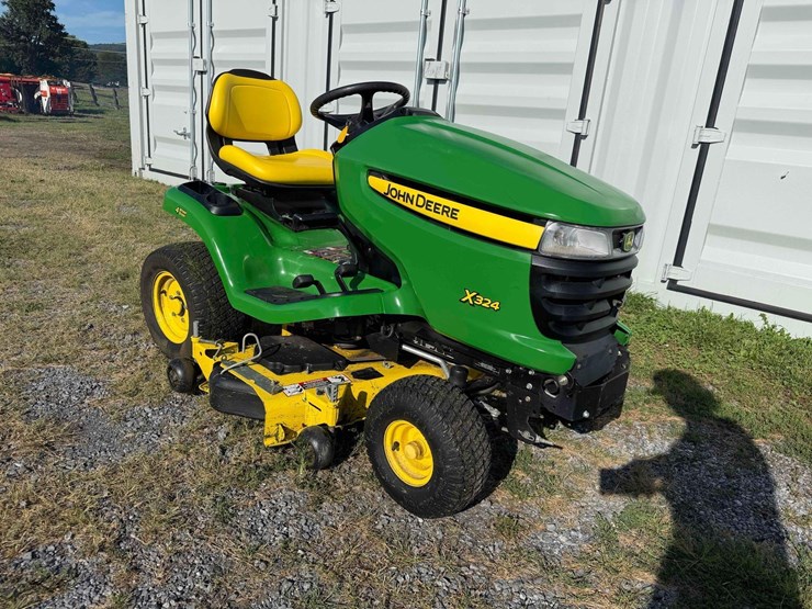 john-deere-x324-image-1