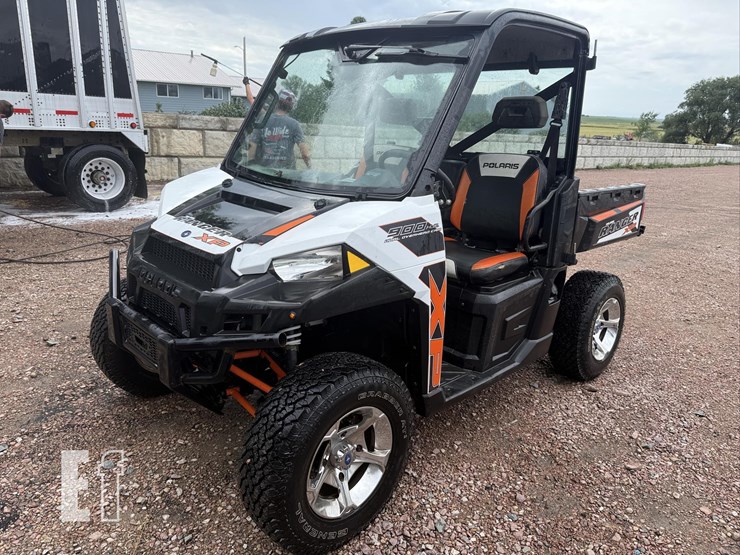 2015-polaris-ranger-xp-image-1