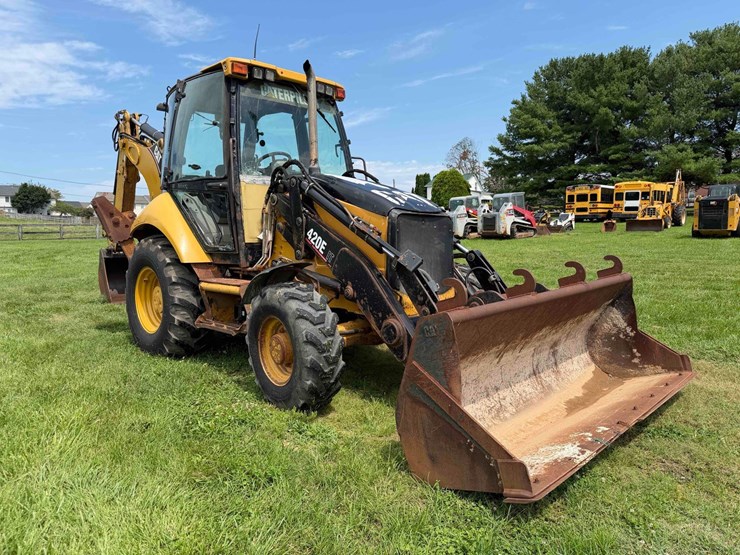 caterpillar-420e-it-image-3