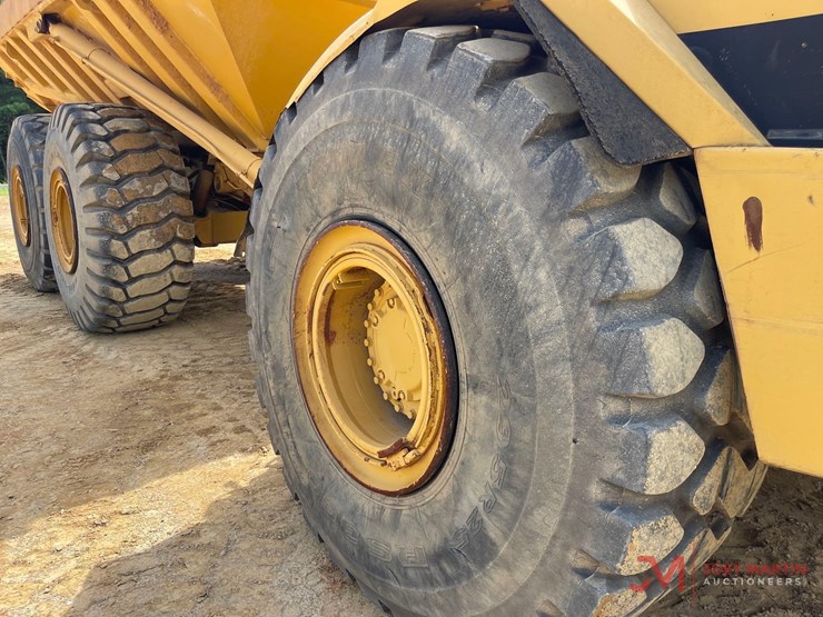 caterpillar-d400d-image-9