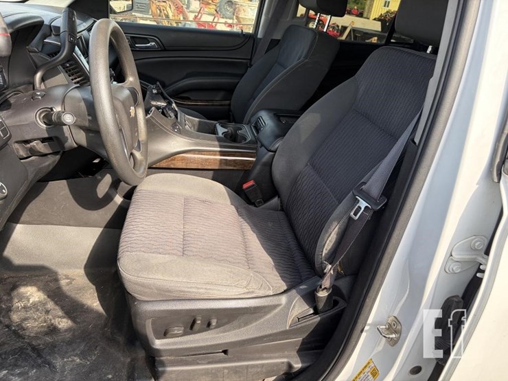 2015-chevrolet-tahoe-image-9