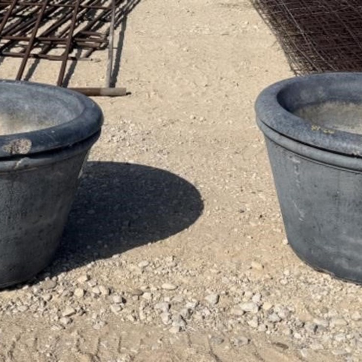 L3 - Concrete Planters