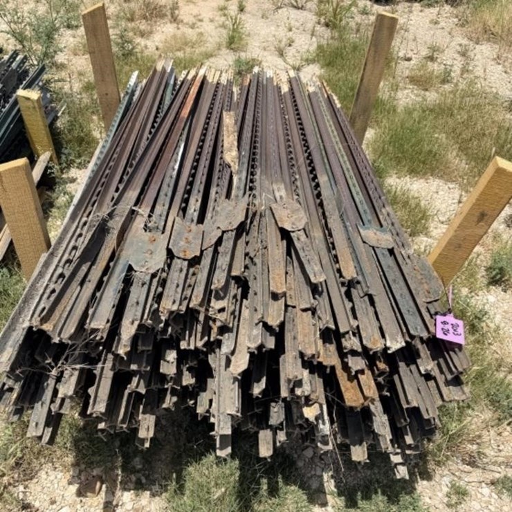 L3- 200 6' T-Posts
