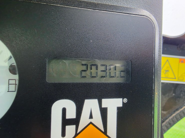 2009-caterpillar-279c-image-12
