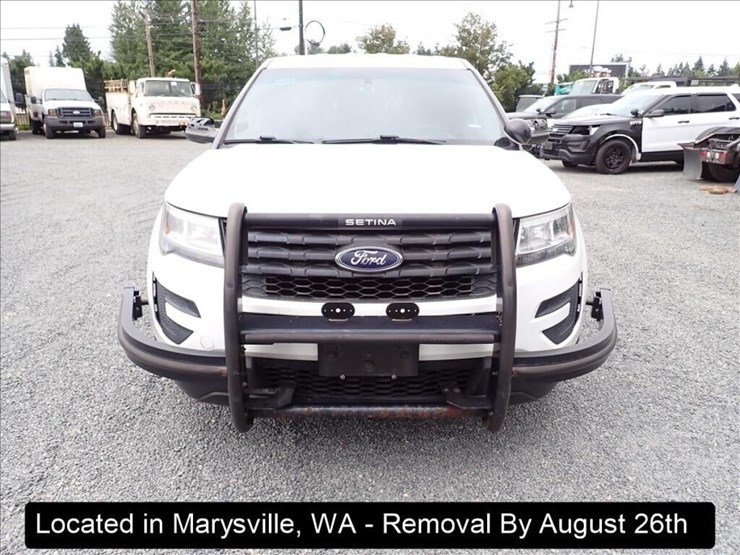 2016-ford-explorer-image-14