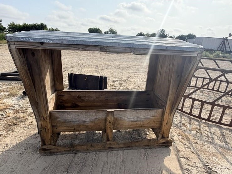 l3---livestock-mineral-feeder-image-1