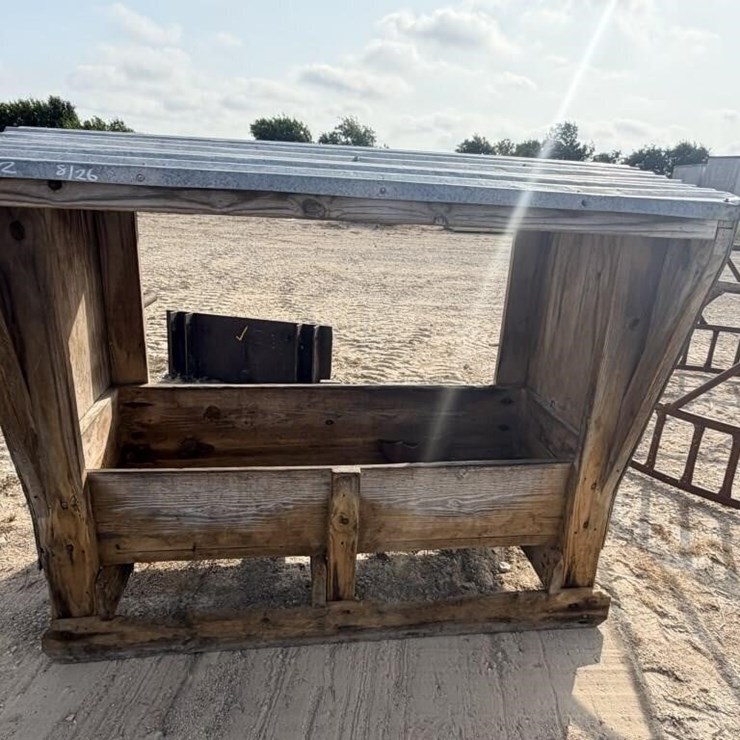 L3 - Livestock Mineral Feeder