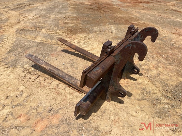51"-forks-loader-attachment-image-5
