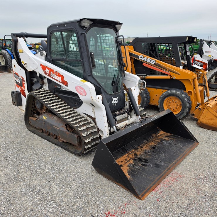 2021 BOBCAT T66