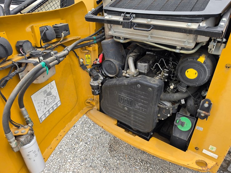 2009-caterpillar-279c-image-18