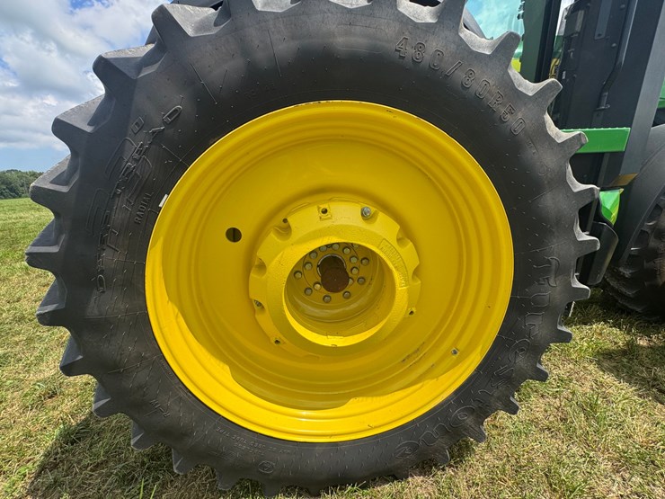 john-deere-8r-370-image-32