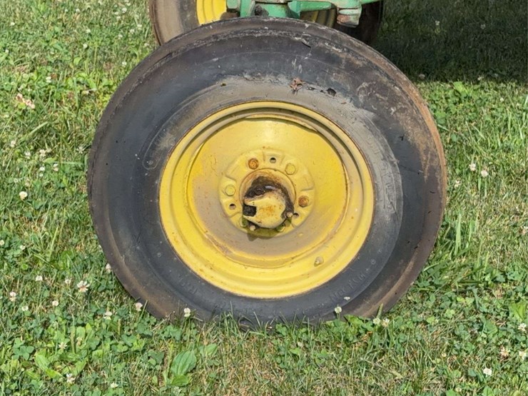 john-deere-630-image-12
