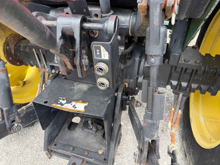 1997-john-deere-5200-image-15