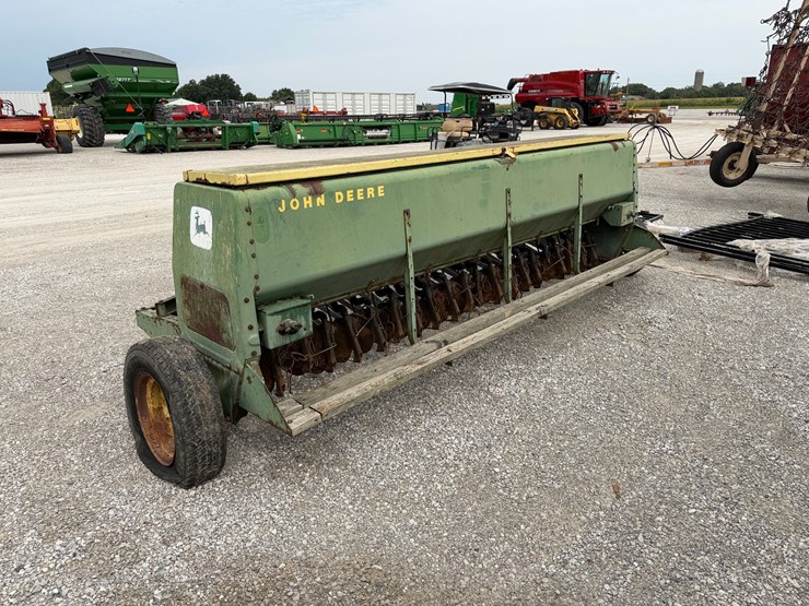 john-deere-8250-image-5
