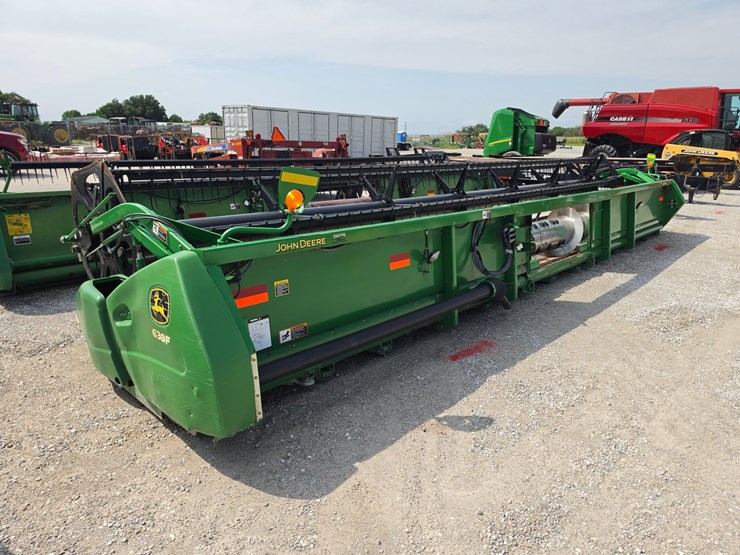 john-deere-630f-image-8