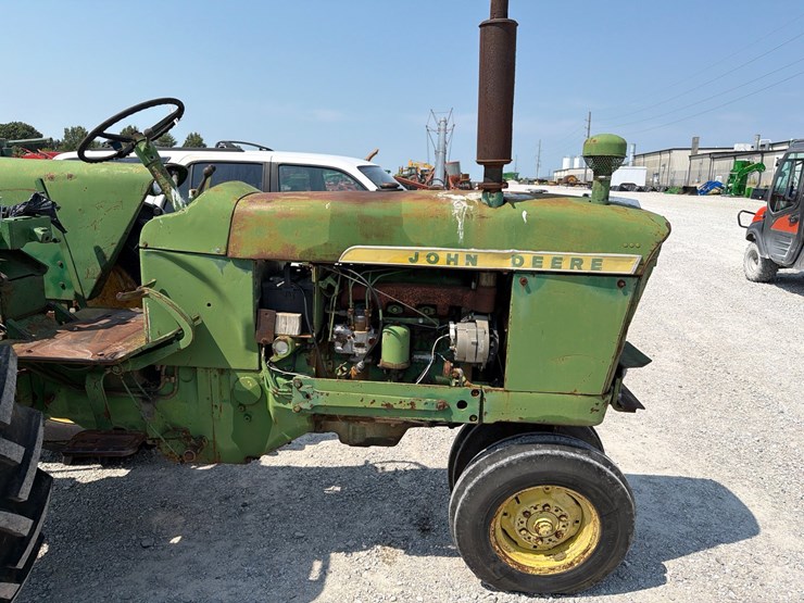 2010-john-deere-2010-image-3