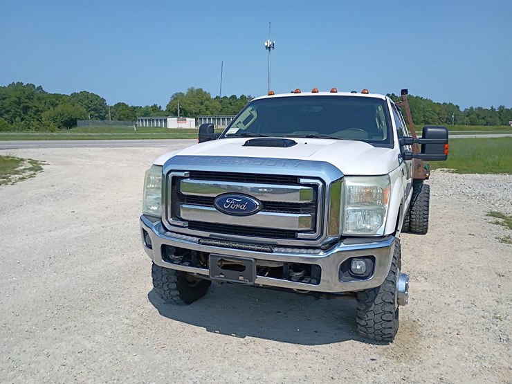 2013-ford-f350-image-16