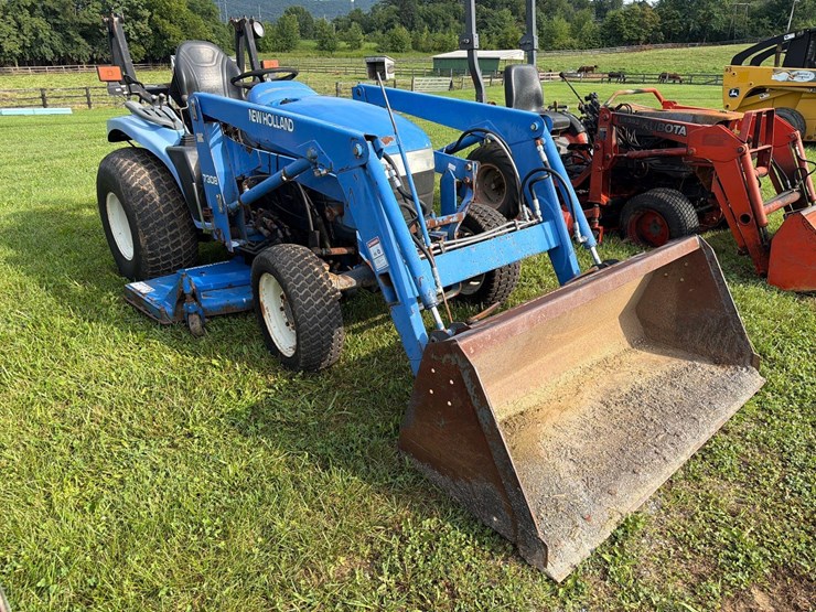 new-holland-tc33d-image-3