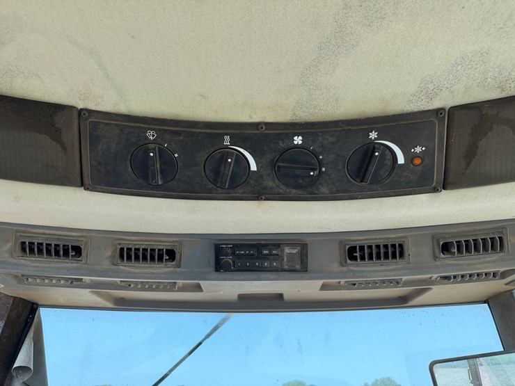 case-ih-7110-image-15