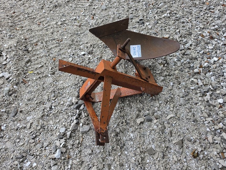 #24163-•-single-bottom-plow-image-3