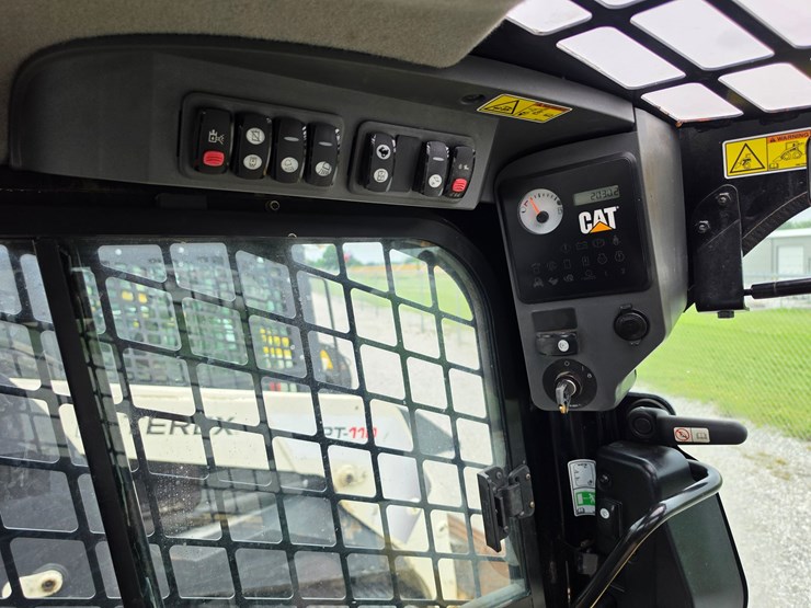 2009-caterpillar-279c-image-10