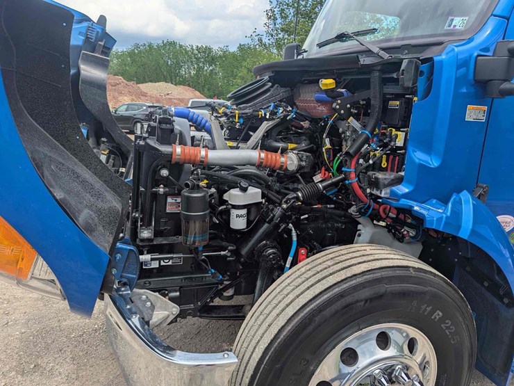 2025-kenworth-t280-image-6