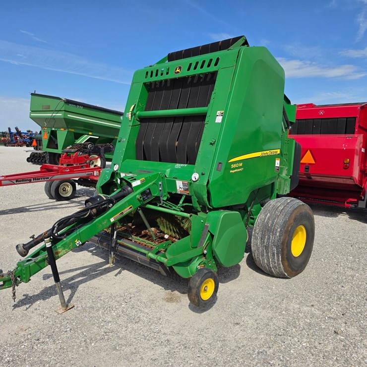 2019 JOHN DEERE 560M
