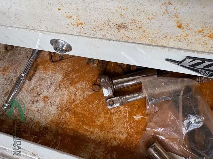 viper-tool-chest-and-contents-image-4